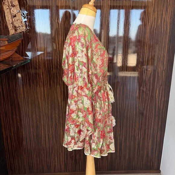 Floral V-Neck Mini Dress - Picture 5 of 9